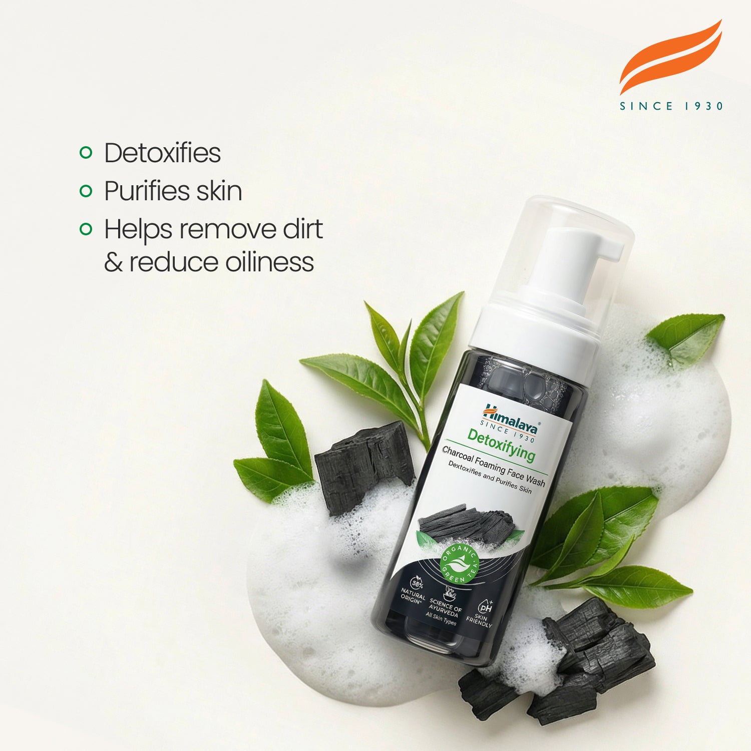 Himalaya Detoxifying Charcoal Foaming Face Wash - 150ml